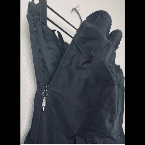 BCBGMaxAzria Pleated Taffeta Tube Top Dress Sz 12 Beaded party - Picture 13 of 16